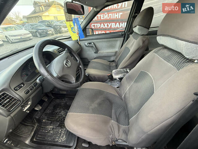 Серый ВАЗ 2111, объемом двигателя 1.6 л и пробегом 270 тыс. км за 1550 $, фото 16 на Automoto.ua