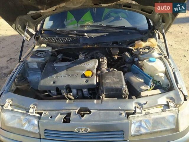 Серый ВАЗ 2111, объемом двигателя 1.6 л и пробегом 202 тыс. км за 2850 $, фото 5 на Automoto.ua
