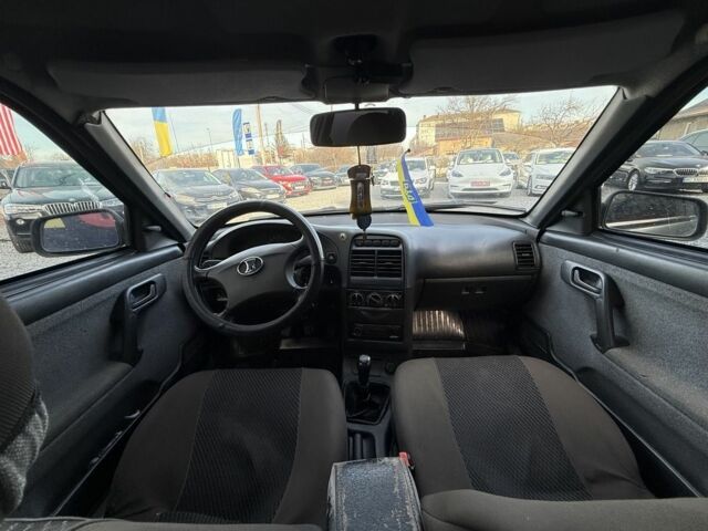 Серый ВАЗ 2111, объемом двигателя 1.6 л и пробегом 267 тыс. км за 1445 $, фото 3 на Automoto.ua