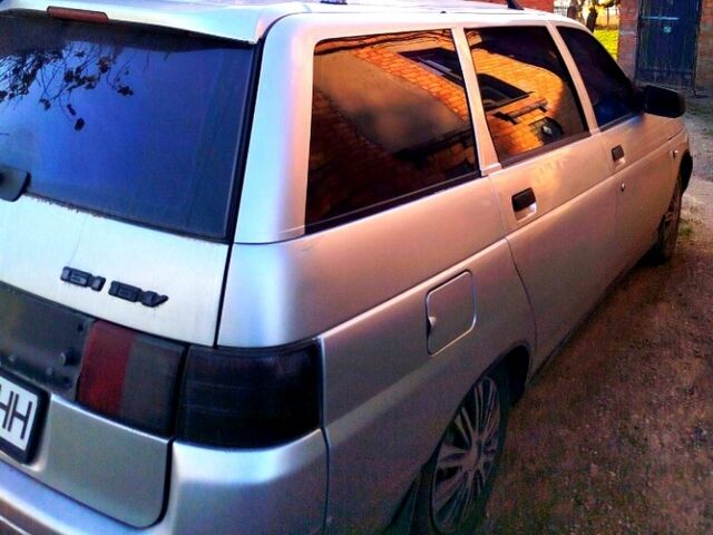 Серый ВАЗ 2111, объемом двигателя 1.5 л и пробегом 240 тыс. км за 1600 $, фото 4 на Automoto.ua