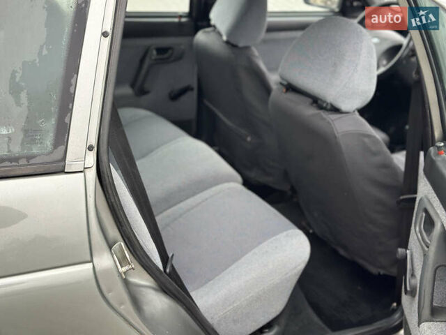 Серый ВАЗ 2111, объемом двигателя 1.5 л и пробегом 138 тыс. км за 2750 $, фото 16 на Automoto.ua