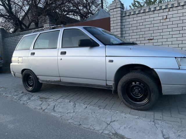 Серый ВАЗ 2111, объемом двигателя 1.6 л и пробегом 150 тыс. км за 1050 $, фото 2 на Automoto.ua