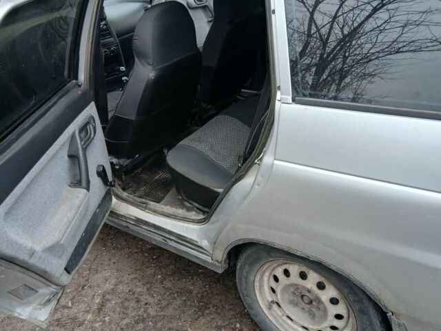 Серый ВАЗ 2111, объемом двигателя 1.6 л и пробегом 245 тыс. км за 1230 $, фото 6 на Automoto.ua