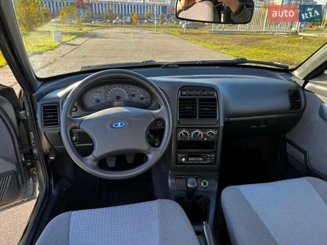 ВАЗ 2111 2008 в Киеве на Automoto.ua Серый ВАЗ 2111, объемом двигателя 1.6 л и пробегом 56 тыс. км за 3600 $, фото 33 на Automoto.ua