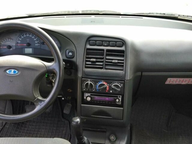 Сірий ВАЗ 2111, об'ємом двигуна 1.6 л та пробігом 228 тис. км за 2200 $, фото 2 на Automoto.ua