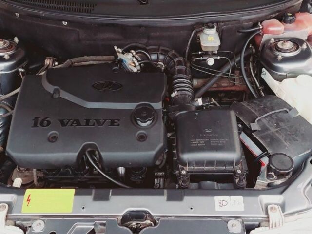 Серый ВАЗ 2111, объемом двигателя 0.16 л и пробегом 73 тыс. км за 4200 $, фото 2 на Automoto.ua