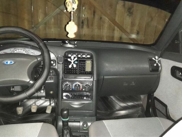 Серый ВАЗ 2111, объемом двигателя 1.6 л и пробегом 92 тыс. км за 3500 $, фото 7 на Automoto.ua