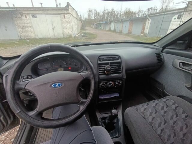 Серый ВАЗ 2111, объемом двигателя 1.6 л и пробегом 292 тыс. км за 1546 $, фото 6 на Automoto.ua