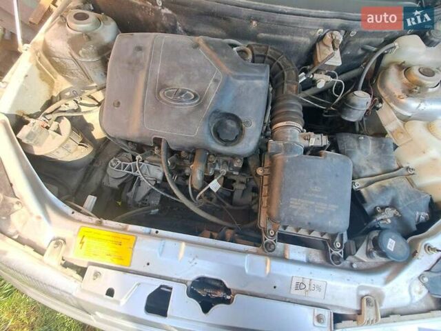 Серый ВАЗ 2111, объемом двигателя 1.6 л и пробегом 17 тыс. км за 3700 $, фото 7 на Automoto.ua