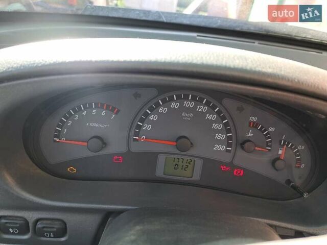 Серый ВАЗ 2111, объемом двигателя 1.6 л и пробегом 17 тыс. км за 3700 $, фото 14 на Automoto.ua