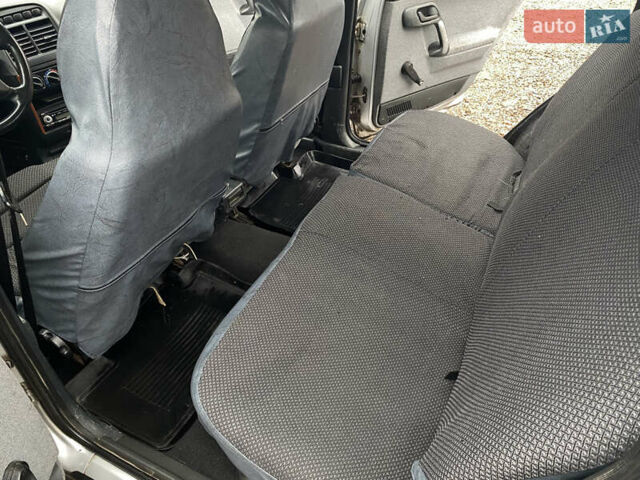 Серый ВАЗ 2111, объемом двигателя 1.6 л и пробегом 225 тыс. км за 2300 $, фото 11 на Automoto.ua