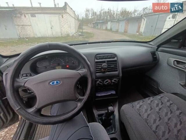 Серый ВАЗ 2111, объемом двигателя 1.6 л и пробегом 292 тыс. км за 1546 $, фото 5 на Automoto.ua