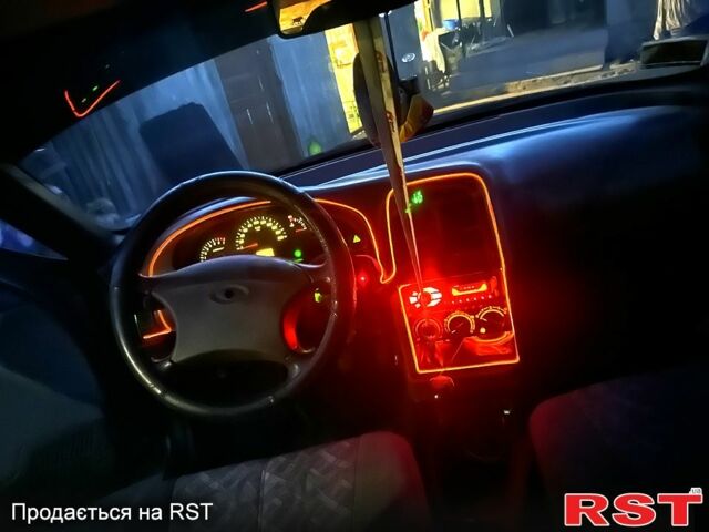 Серый ВАЗ 2111, объемом двигателя 1.6 л и пробегом 113 тыс. км за 2000 $, фото 1 на Automoto.ua