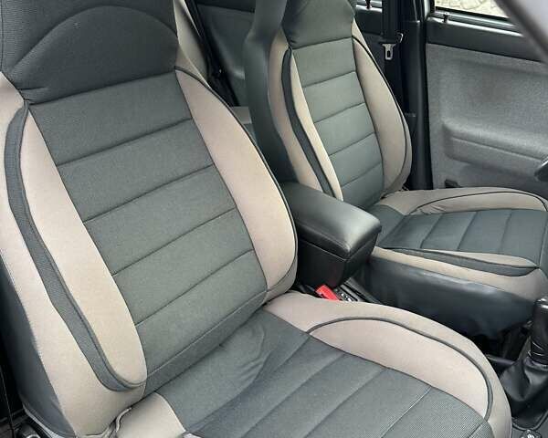 Серый ВАЗ 2111, объемом двигателя 1.6 л и пробегом 62 тыс. км за 3300 $, фото 9 на Automoto.ua