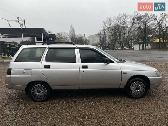 Серый ВАЗ 2111, объемом двигателя 1.6 л и пробегом 225 тыс. км за 2300 $, фото 6 на Automoto.ua