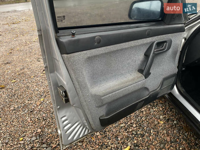 Серый ВАЗ 2111, объемом двигателя 1.6 л и пробегом 225 тыс. км за 2300 $, фото 14 на Automoto.ua