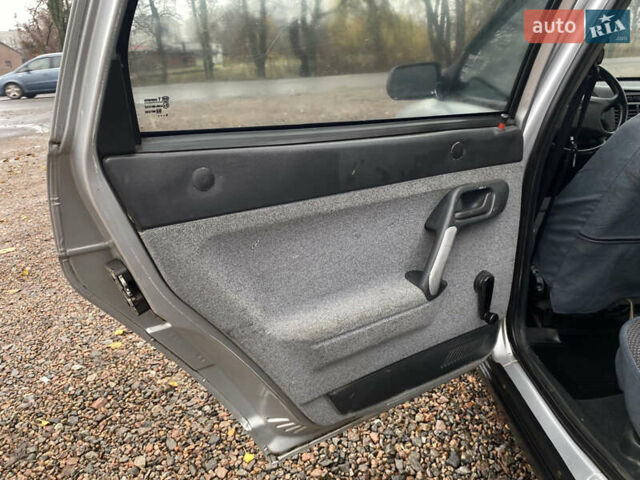 Серый ВАЗ 2111, объемом двигателя 1.6 л и пробегом 225 тыс. км за 2300 $, фото 9 на Automoto.ua