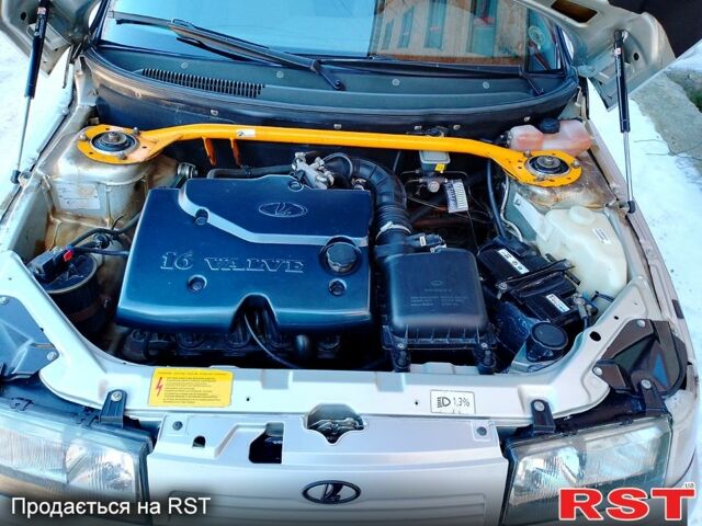 Серый ВАЗ 2111, объемом двигателя 1.6 л и пробегом 730 тыс. км за 2300 $, фото 5 на Automoto.ua