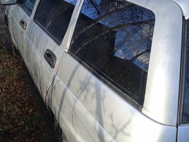 Серый ВАЗ 2111, объемом двигателя 1 л и пробегом 410 тыс. км за 1065 $, фото 4 на Automoto.ua