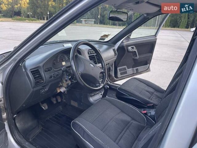 Серый ВАЗ 2111, объемом двигателя 1.6 л и пробегом 170 тыс. км за 2200 $, фото 6 на Automoto.ua
