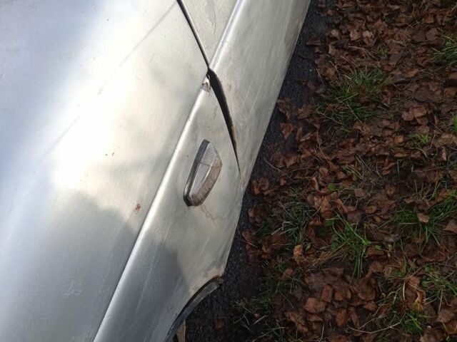 Серый ВАЗ 2111, объемом двигателя 1 л и пробегом 410 тыс. км за 1065 $, фото 6 на Automoto.ua