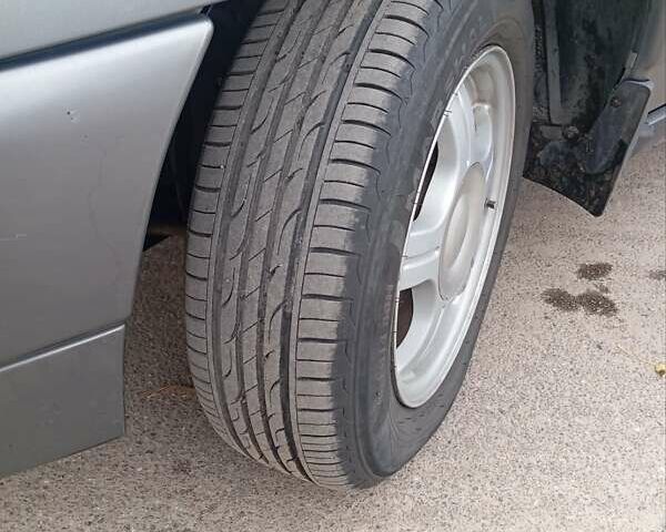 Серый ВАЗ 2111, объемом двигателя 1.6 л и пробегом 56 тыс. км за 2985 $, фото 5 на Automoto.ua