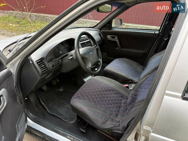 Серый ВАЗ 2111, объемом двигателя 1.6 л и пробегом 170 тыс. км за 1150 $, фото 11 на Automoto.ua