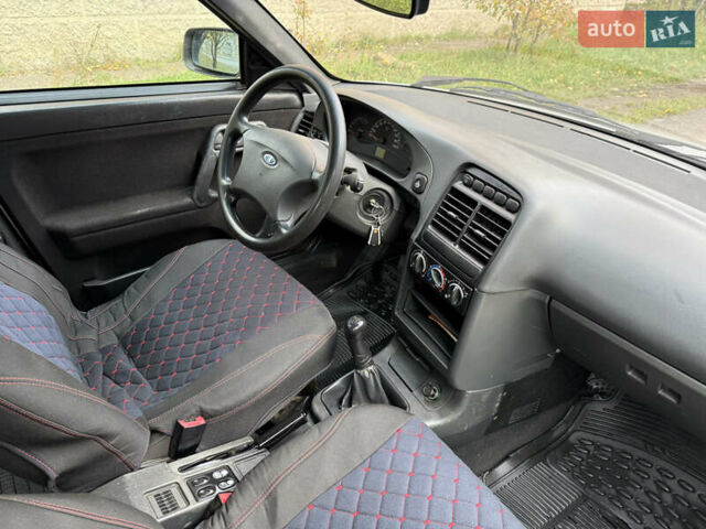 Серый ВАЗ 2111, объемом двигателя 1.6 л и пробегом 170 тыс. км за 1150 $, фото 8 на Automoto.ua