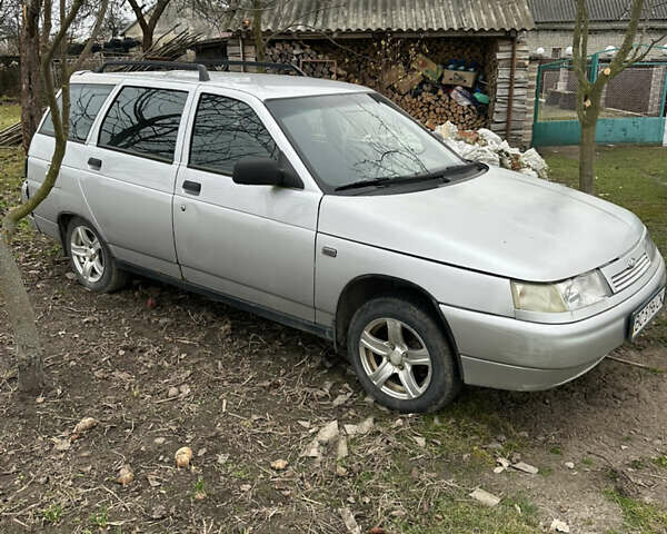 Серый ВАЗ 2111, объемом двигателя 1.6 л и пробегом 240 тыс. км за 1600 $, фото 1 на Automoto.ua