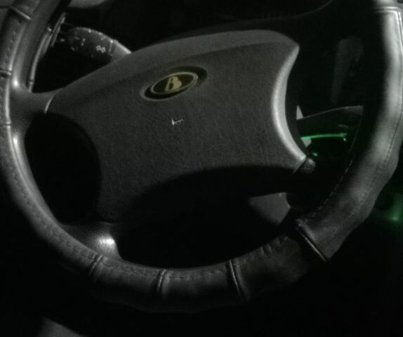 Серый ВАЗ 2111, объемом двигателя 0 л и пробегом 175 тыс. км за 3500 $, фото 2 на Automoto.ua