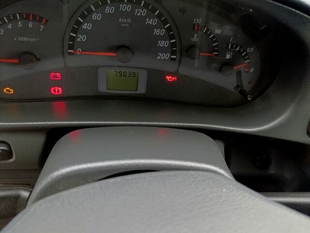 Серый ВАЗ 2111, объемом двигателя 1.6 л и пробегом 79 тыс. км за 3500 $, фото 9 на Automoto.ua