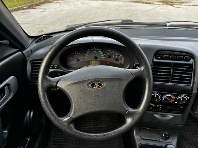 Серый ВАЗ 2111, объемом двигателя 1.6 л и пробегом 105 тыс. км за 2700 $, фото 14 на Automoto.ua