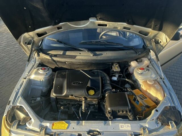 Сірий ВАЗ 2111, об'ємом двигуна 1.6 л та пробігом 250 тис. км за 2000 $, фото 8 на Automoto.ua