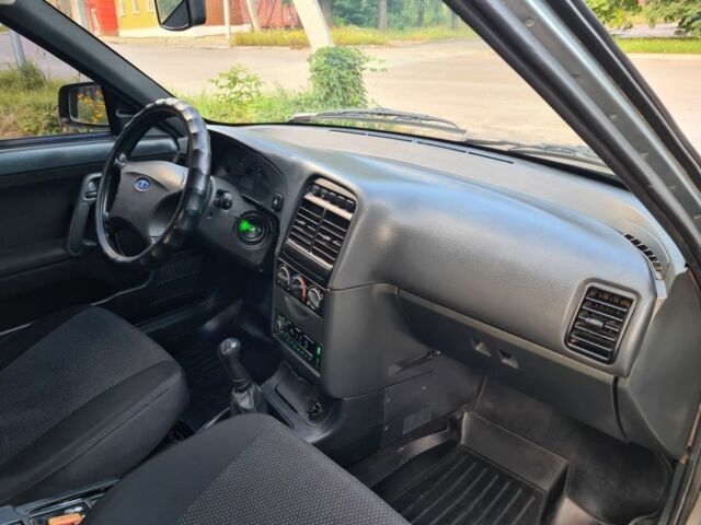 ВАЗ 2111 2013 в Шостке на Automoto.ua Серый ВАЗ 2111, объемом двигателя 1.6 л и пробегом 145 тыс. км за 2900 $, фото 18 на Automoto.ua