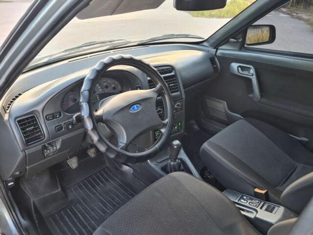 ВАЗ 2111 2013 в Шостке на Automoto.ua Серый ВАЗ 2111, объемом двигателя 1.6 л и пробегом 145 тыс. км за 2900 $, фото 10 на Automoto.ua