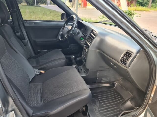 ВАЗ 2111 2013 в Шостке на Automoto.ua Серый ВАЗ 2111, объемом двигателя 1.6 л и пробегом 145 тыс. км за 2900 $, фото 17 на Automoto.ua