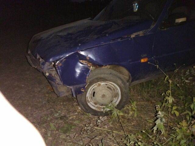 Синій ВАЗ 2111, об'ємом двигуна 1 л та пробігом 100 тис. км за 191 $, фото 3 на Automoto.ua