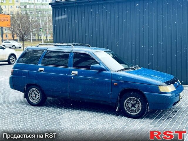 Синий ВАЗ 2111, объемом двигателя 1.5 л и пробегом 299 тыс. км за 1450 $, фото 4 на Automoto.ua