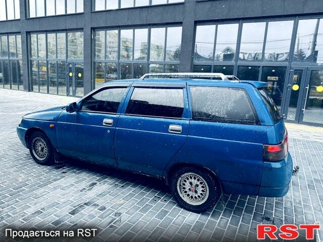 Синий ВАЗ 2111, объемом двигателя 1.5 л и пробегом 299 тыс. км за 1450 $, фото 5 на Automoto.ua