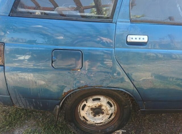 Синий ВАЗ 2111, объемом двигателя 1.5 л и пробегом 2 тыс. км за 1500 $, фото 4 на Automoto.ua