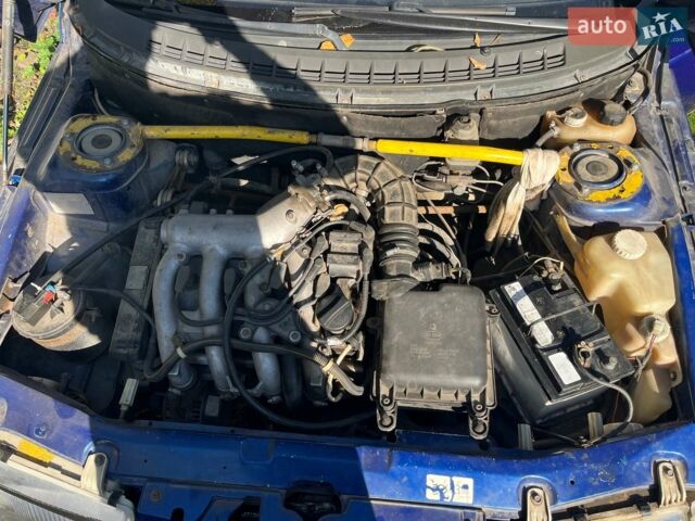 Синій ВАЗ 2111, об'ємом двигуна 1.5 л та пробігом 250 тис. км за 1500 $, фото 4 на Automoto.ua