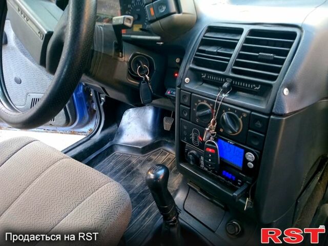 Синий ВАЗ 2111, объемом двигателя 1.5 л и пробегом 123 тыс. км за 1600 $, фото 10 на Automoto.ua
