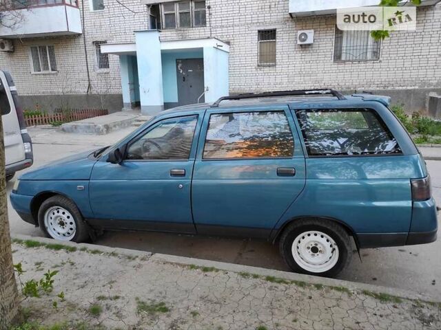 Синий ВАЗ 2111, объемом двигателя 1.5 л и пробегом 137 тыс. км за 2000 $, фото 1 на Automoto.ua