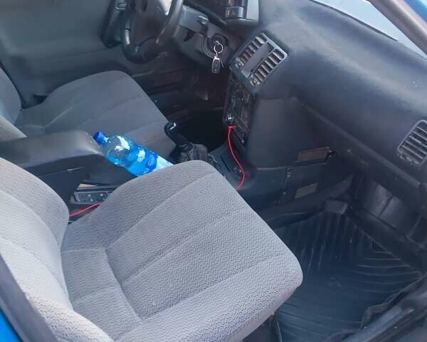 Синій ВАЗ 2111, об'ємом двигуна 1.5 л та пробігом 127 тис. км за 1250 $, фото 5 на Automoto.ua