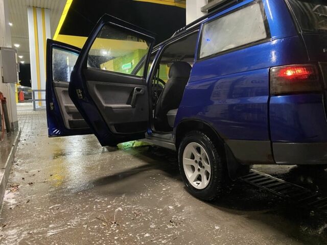 Синий ВАЗ 2111, объемом двигателя 0 л и пробегом 251 тыс. км за 2000 $, фото 2 на Automoto.ua