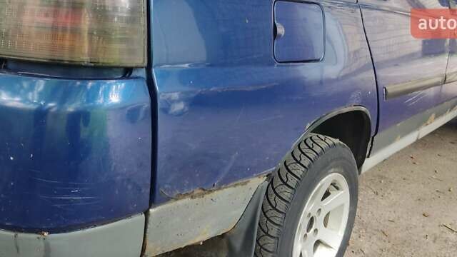 Синий ВАЗ 2111, объемом двигателя 1.5 л и пробегом 250 тыс. км за 1000 $, фото 4 на Automoto.ua
