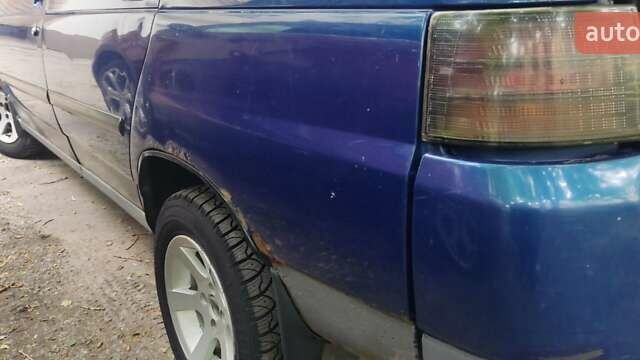 Синий ВАЗ 2111, объемом двигателя 1.5 л и пробегом 250 тыс. км за 1000 $, фото 5 на Automoto.ua