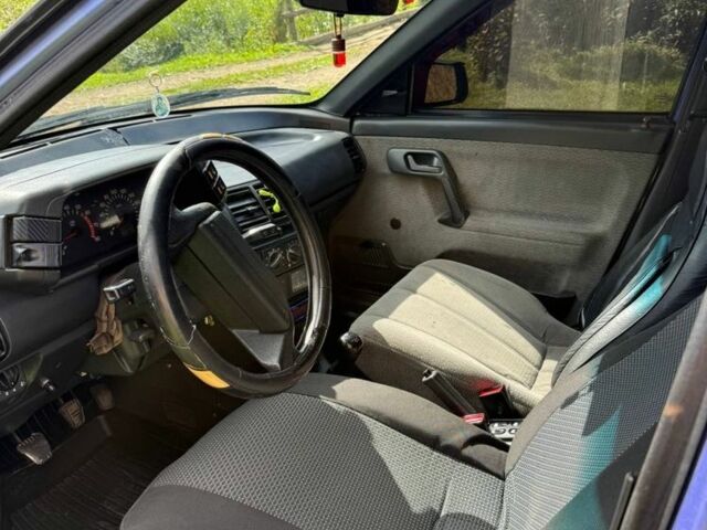 Синій ВАЗ 2111, об'ємом двигуна 1.5 л та пробігом 270 тис. км за 1000 $, фото 3 на Automoto.ua