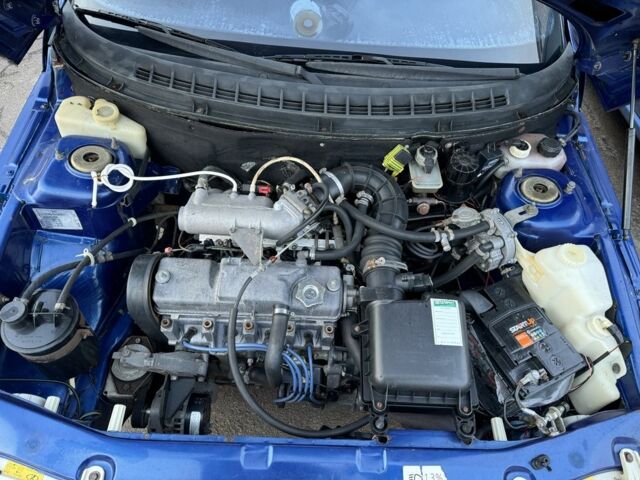 Синий ВАЗ 2111, объемом двигателя 1.5 л и пробегом 174 тыс. км за 1350 $, фото 9 на Automoto.ua