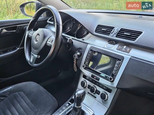 Синий ВАЗ 2111, объемом двигателя 1.6 л и пробегом 250 тыс. км за 905 $, фото 5 на Automoto.ua